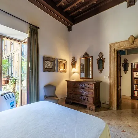 Apartment Pantheon - L'angolo Nascosto Dei Quadri *